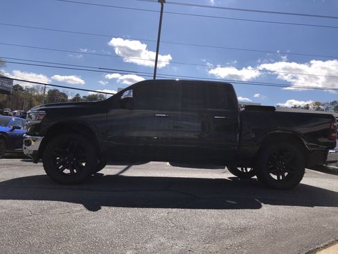 Used 2022 RAM 1500 Laramie image 2