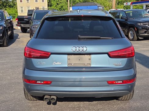 Used 2018 Audi Q3 2.0T Premium Plus w/ Premium Plus Package AWD/4WD image 5