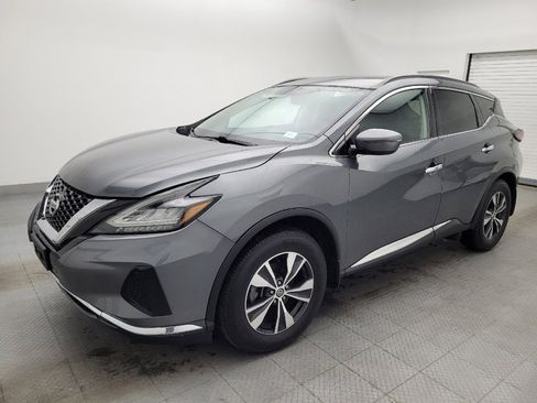 Used 2019 Nissan Murano SV image 2