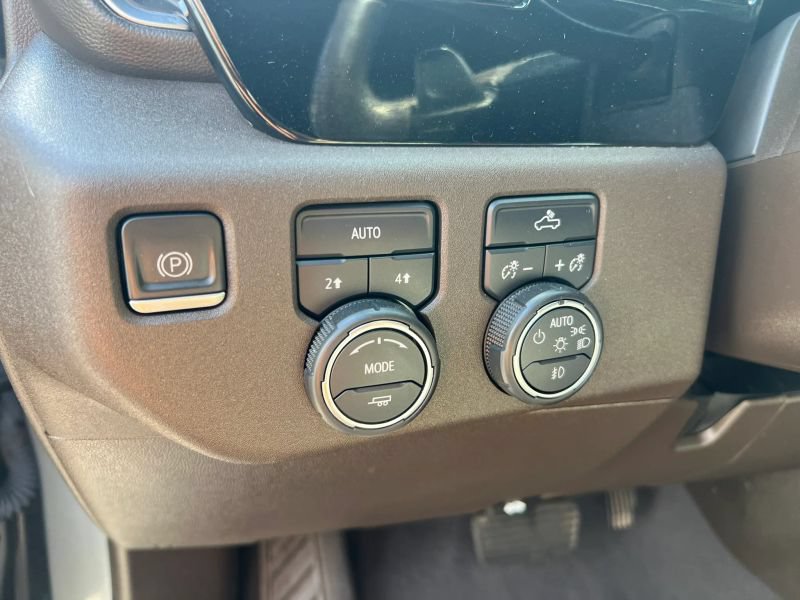 Used 2023 Chevrolet Silverado 1500 RST w/ Protection Package AWD/4WD image 23