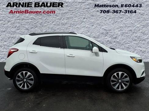 Used 2022 Buick Encore Preferred w/ Safety Package image 4