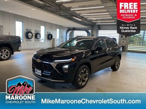 New 2025 Chevrolet Trax LT w/ Driver Confidence Package image 1