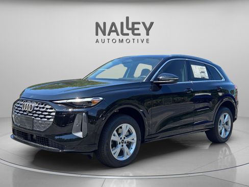 New 2025 Audi Q5 Premium image 1