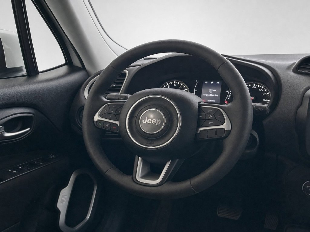 Used 2019 Jeep Renegade Latitude AWD/4WD image 26
