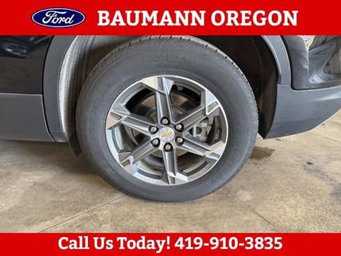 Used 2025 Chevrolet Blazer LT FWD image 10