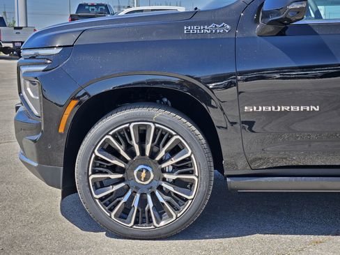 New 2026 Chevrolet Suburban High Country AWD/4WD image 6