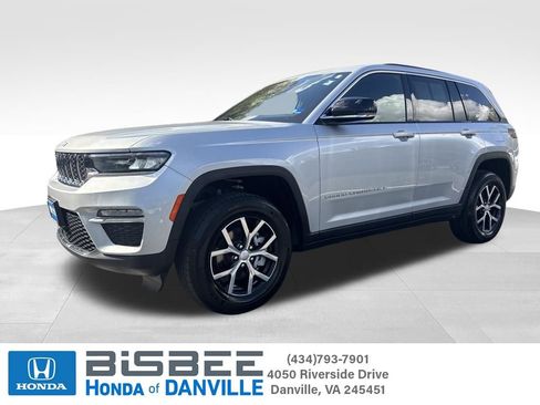 Used 2025 Jeep Grand Cherokee Limited AWD/4WD image 1