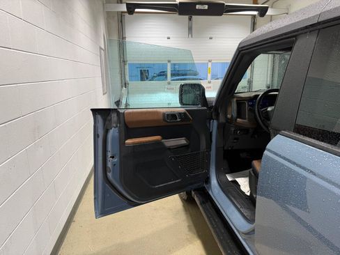 Used 2023 Ford Bronco Outer Banks AWD/4WD image 21