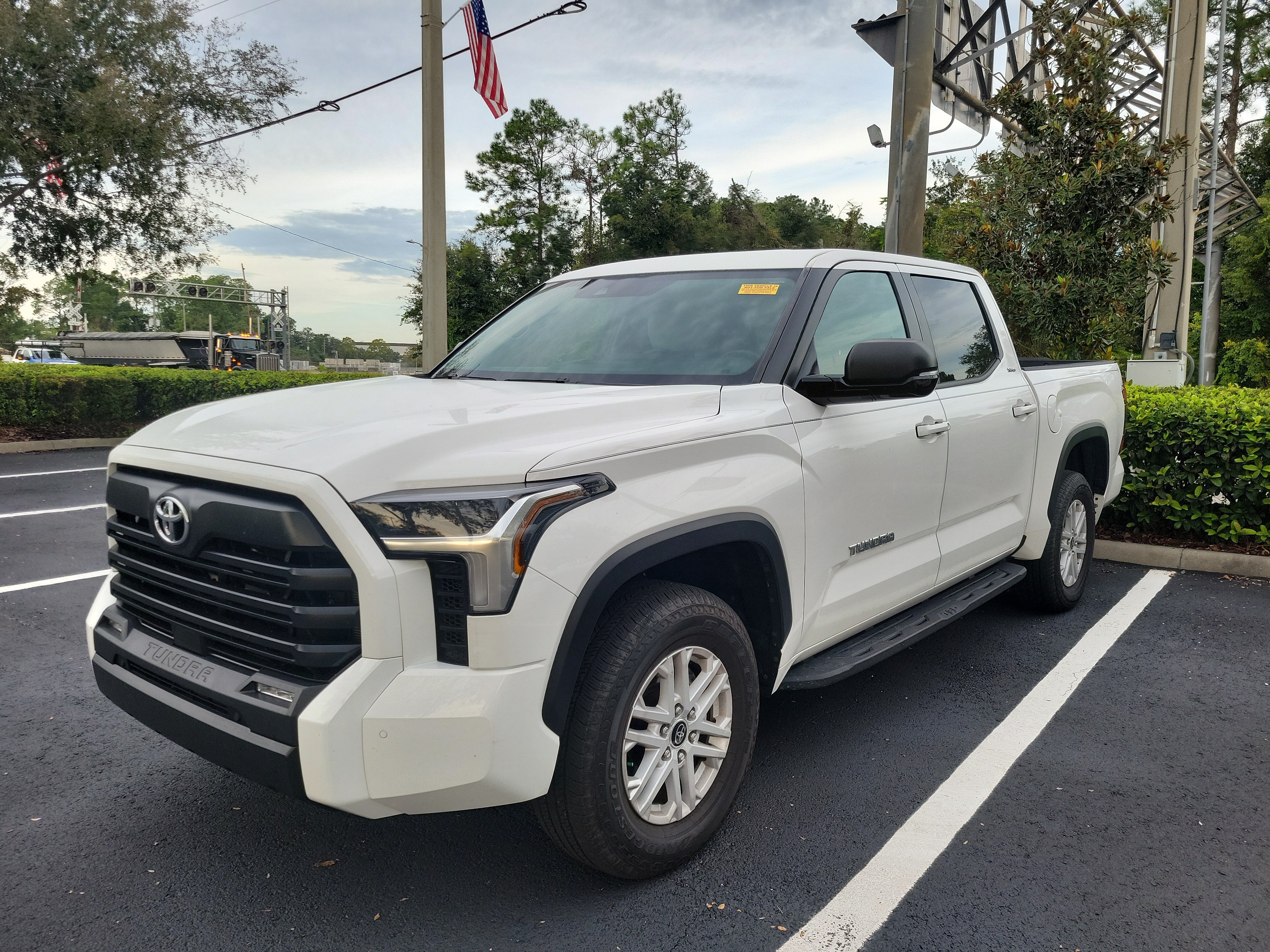 Used 2024 Toyota Tundra SR5 w/ SR5 Premium Package AWD/4WD image 30