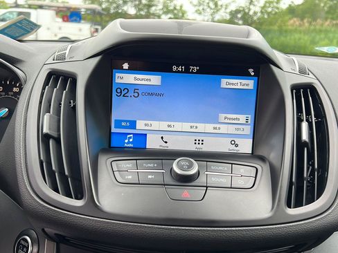 Used 2019 Ford Escape SEL AWD/4WD image 11