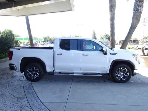 New 2026 GMC Sierra 1500 SLT AWD/4WD image 11
