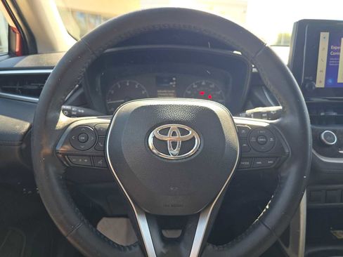 Used 2023 Toyota Corolla Cross LE image 24
