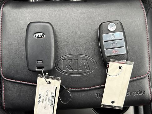 Used 2019 Kia Optima S w/ S Panoramic Sunroof Package image 3