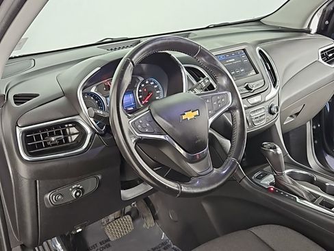 Used 2019 Chevrolet Equinox LT image 30