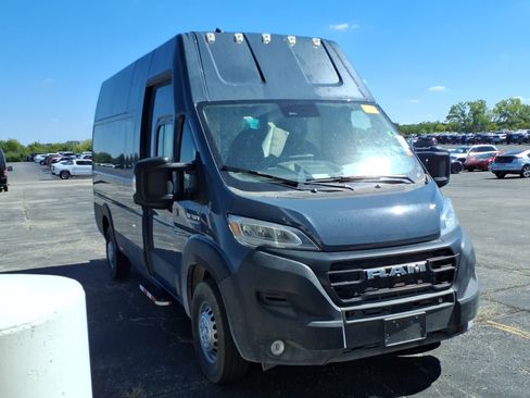Used 2024 RAM ProMaster 3500 image 2