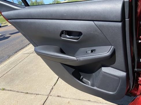 Used 2024 Nissan Sentra SV image 50