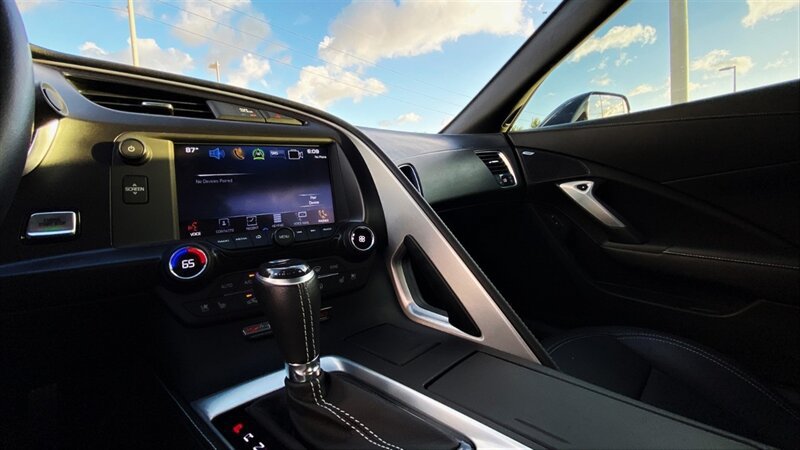 Used 2019 Chevrolet Corvette Z06 RWD image 9