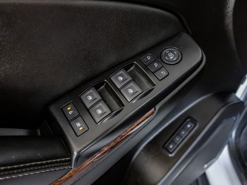 Used 2019 GMC Yukon SLT w/ Open Road Package image 46