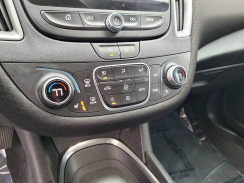 Used 2022 Chevrolet Malibu LT FWD image 20