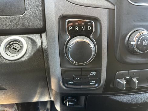 Used 2015 RAM 1500 Express image 40