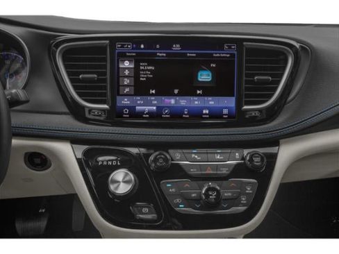 Used 2022 Chrysler Pacifica Touring-L AWD/4WD image 10