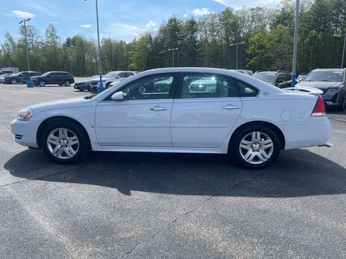 Used 2012 Chevrolet Impala LT w/ LT Sunroof Package FWD image 3