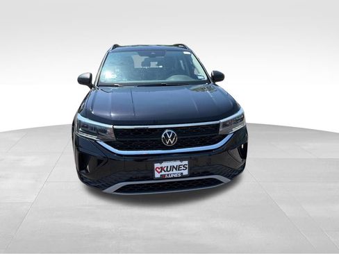 Used 2024 Volkswagen Taos S FWD image 3