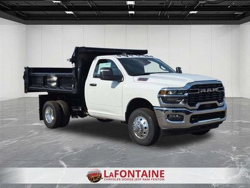 New 2026 RAM 3500 Tradesman w/ Chrome Appearance Group AWD/4WD image 9