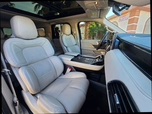 Used 2020 Lincoln Navigator Reserve w/ Equipment Group 208A Reserve RWD image 20