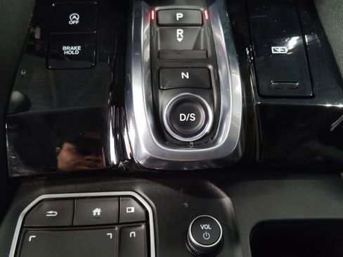 Used 2022 Acura MDX FWD image 16