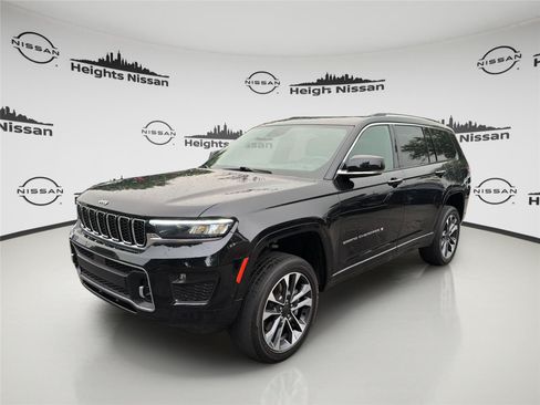 Used 2024 Jeep Grand Cherokee L Overland w/ Trailer Tow Package AWD/4WD image 1