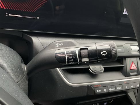 Used 2025 Kia K4 FWD image 33