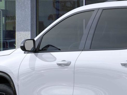 New 2026 Chevrolet Traverse RS w/ LPO, Floor Liner Package FWD image 12