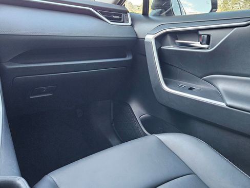 Used 2024 Toyota RAV4 XLE Premium image 11