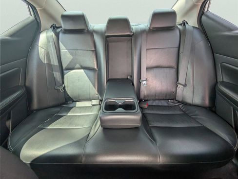Used 2019 Nissan Altima 2.5 SL FWD image 5