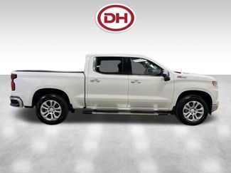 Used 2022 Chevrolet Silverado 1500 LTZ w/ LTZ Premium Package AWD/4WD video 2