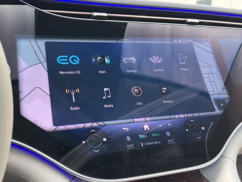 Used 2024 Mercedes-Benz EQS 450+ Sedan image 24