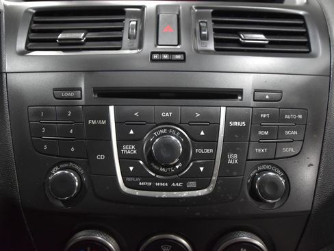 Used 2014 MAZDA MAZDA5 Touring image 22