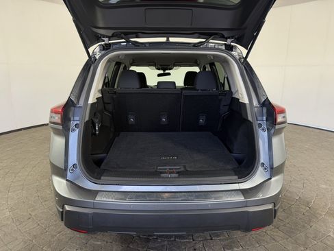 Used 2024 Nissan Rogue S AWD/4WD image 7
