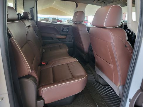 Used 2016 Chevrolet Silverado 1500 High Country w/ High Country Premium Package AWD/4WD image 7