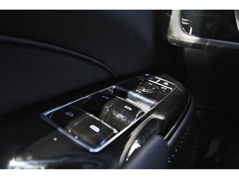 New 2026 Cadillac Lyriq Luxury image 15