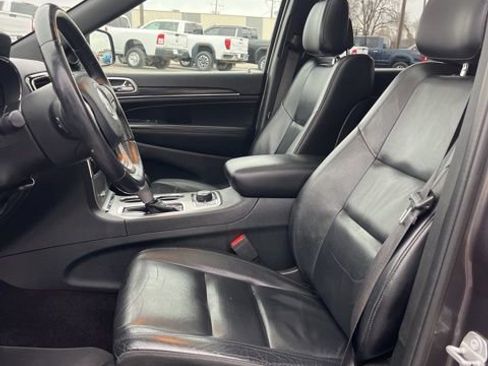 Used 2019 Jeep Grand Cherokee Limited image 25