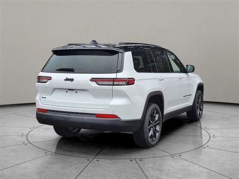 New 2025 Jeep Grand Cherokee L Limited image 23