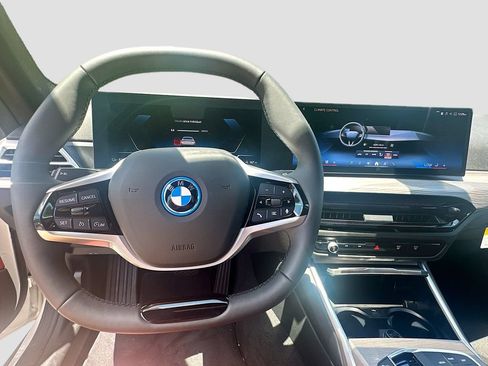 New 2026 BMW i4 xDrive40i w/ Premium Package AWD/4WD image 11