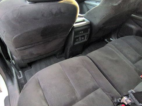 Used 2020 Nissan Murano S image 18