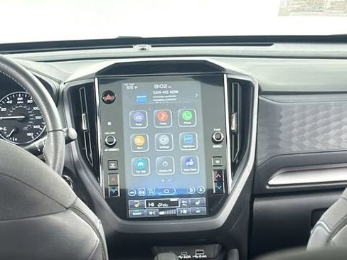 Used 2025 Subaru Forester Premium image 17