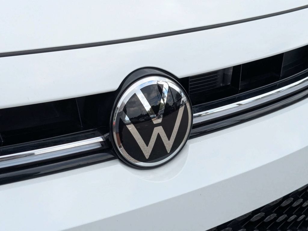 Used 2026 Volkswagen Jetta Sport FWD image 11