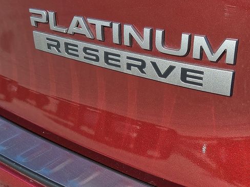 Used 2025 Nissan Armada Platinum Reserve image 8