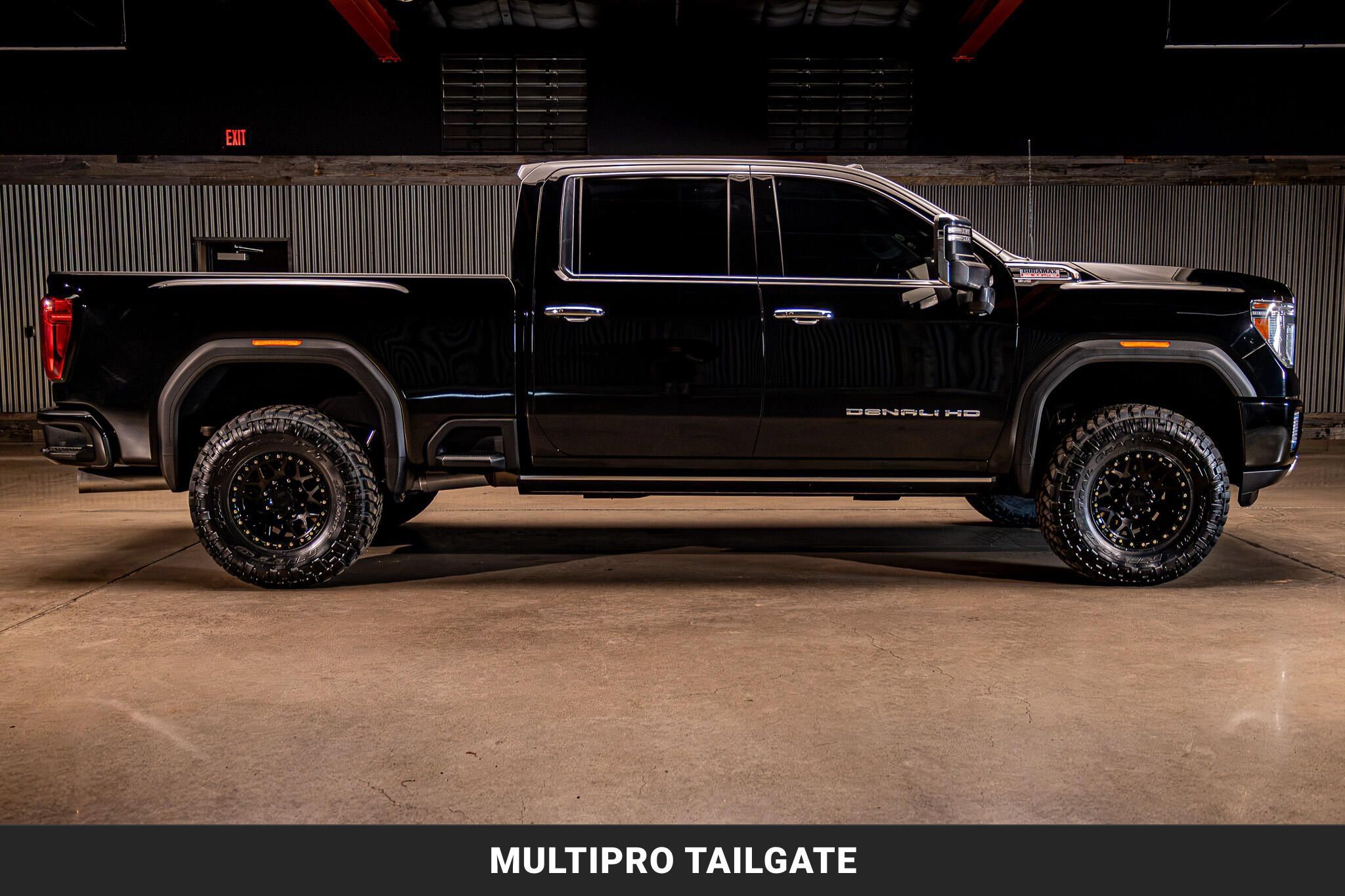 Used 2022 GMC Sierra 3500 Denali w/ Denali Ultimate Package AWD/4WD image 11