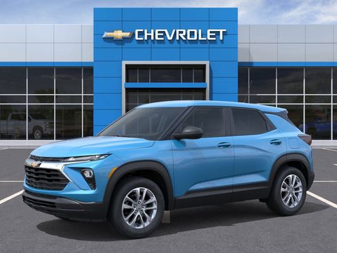 New 2026 Chevrolet TrailBlazer LS image 2